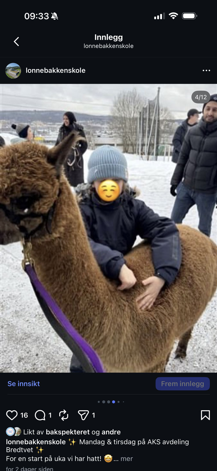 Et skjermbilde av en mobiltelefon med en person sittende på en kamel