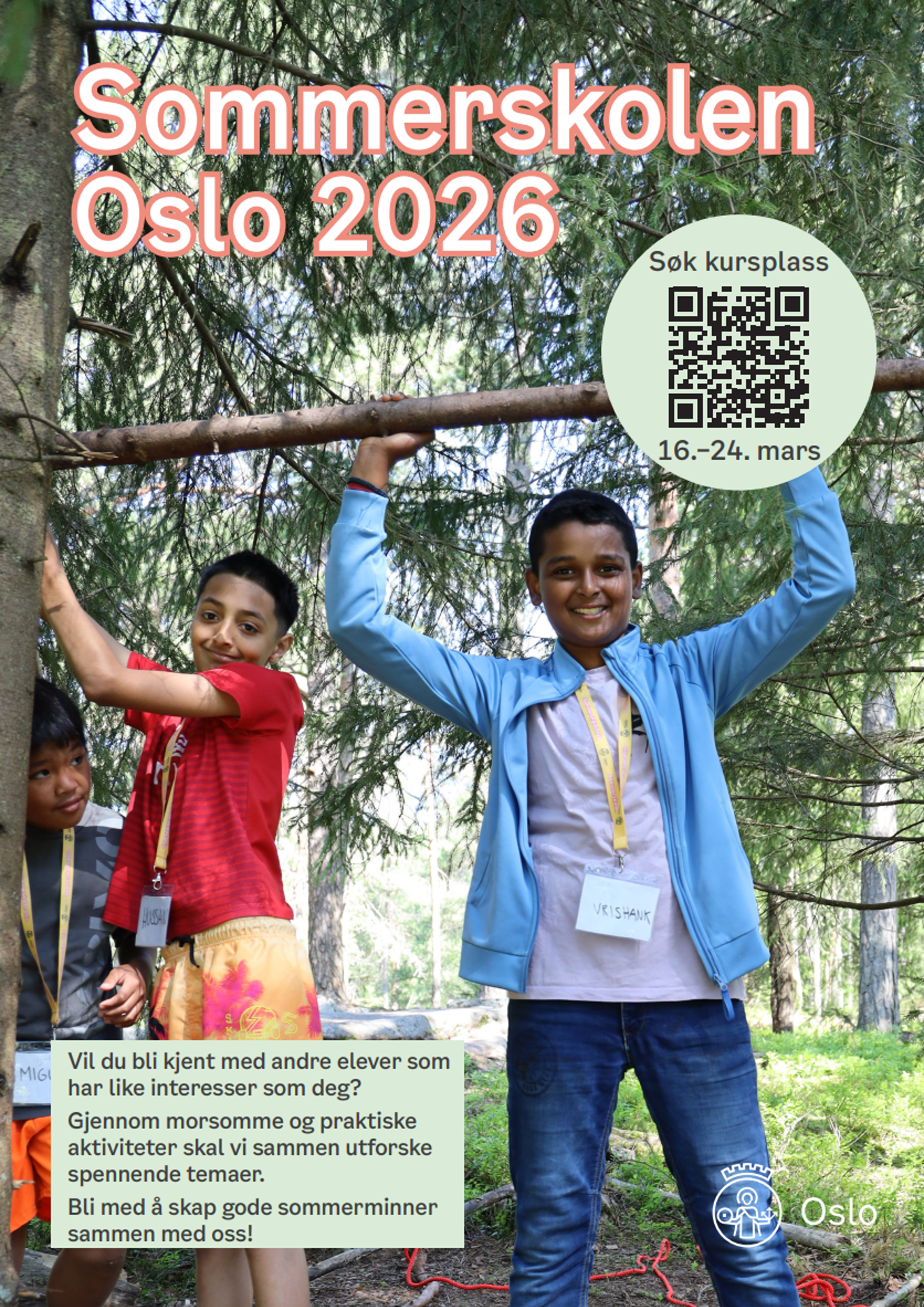 en person som holder et skilt